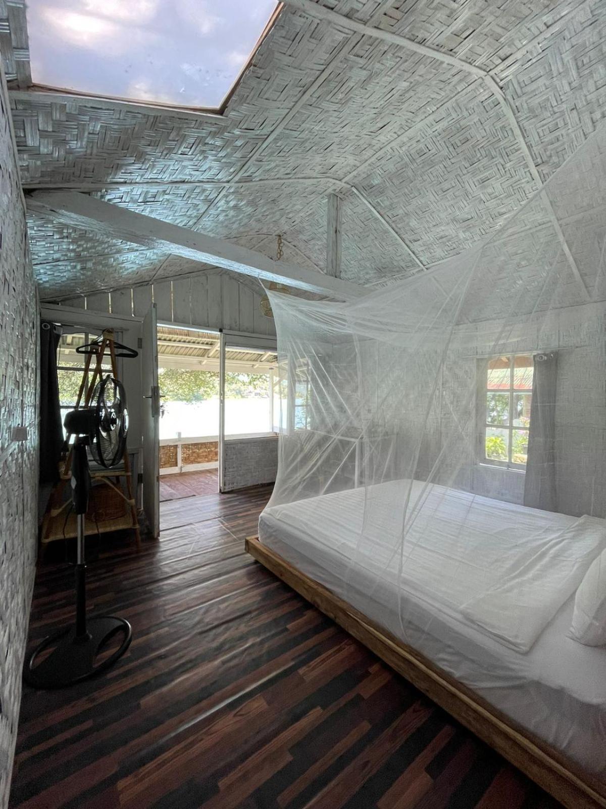Hub Tata Guesthouse 图克图克 外观 照片